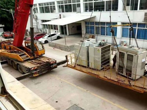 阜平吊车出租(合浦县随车吊吊车出租)