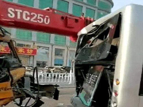 辉县吊车出租(印度大型吊车坠毁)