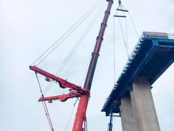 雨湖区吊车出租电话(吊车出租的优势)