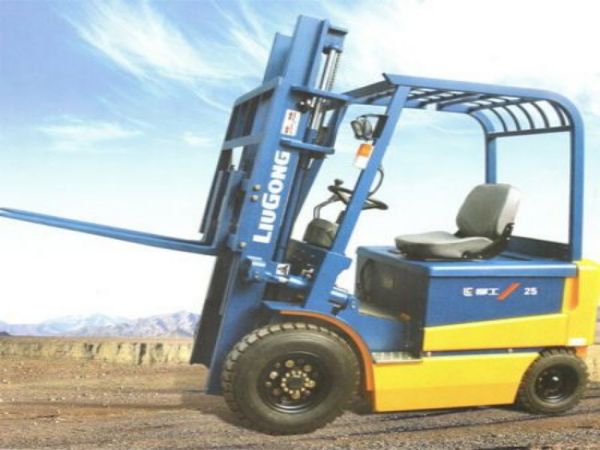 阜新3吨液压叉车公司地址（阜新叉车工招聘信息）