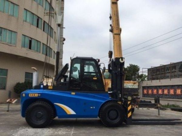 山西叉车费用查询平台（忻州叉车服务电话）