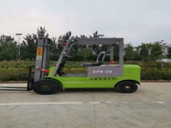 办叉车培训机构咋样（学叉车哪里有 叉车培训）