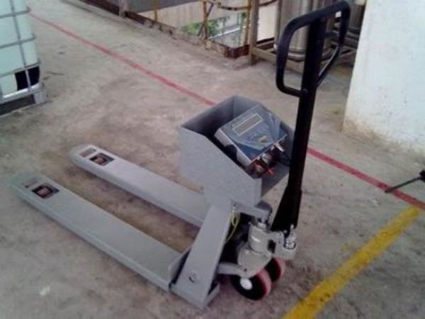 诺力叉车维修加速器(诺力叉车使用方法)