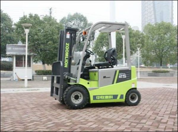 安阳仓储式电动叉车售价（安阳仓储式电动叉车售价表）