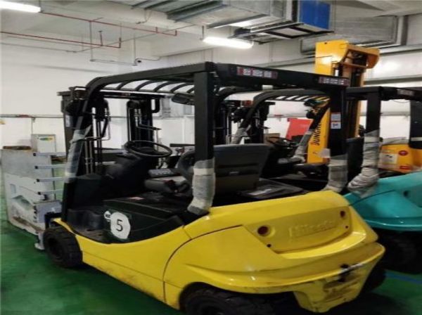 发货平台专用叉车怎么样（叉车推货器）