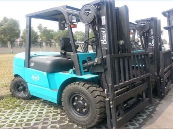 慈溪电动叉车出租费用多少（慈溪哪里有卖叉车）