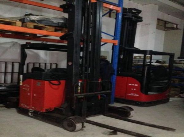 梅大型电动叉车哪家好（电动叉车有多少厂家）