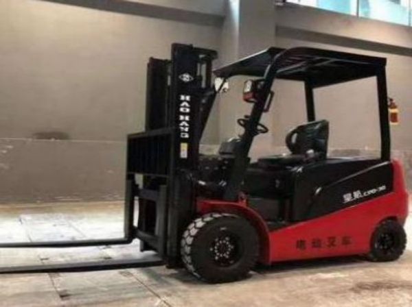 镇手动电动叉车品牌（电动叉车叉车厂家）