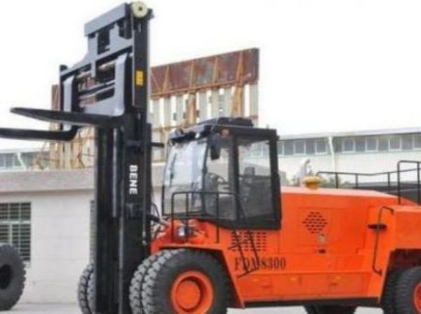 什么证可以开铲车和叉车（铲车证可以开叉车吗）