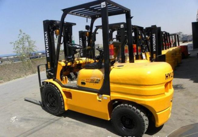 浙哪里有招叉车工人（杭州各公司叉车工招聘）