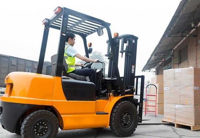 丰南锂电池叉车招聘（丰南锂电池叉车招聘信息）