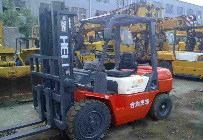 宝鸡招白班叉车工吗（宝鸡叉车司机招聘_宝鸡招聘叉车司机）