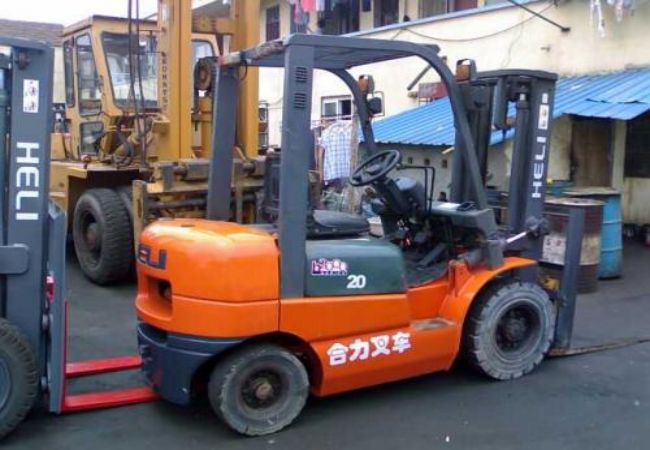 合力叉车批发电话（合力叉车经销电话）