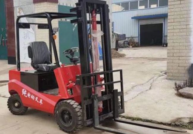 天虹技校叉车培训（成功叉车培训学校）