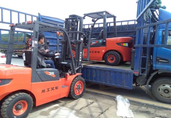 宁夏叉车塑料托盘厂（哈尔滨哪里卖叉车托盘）