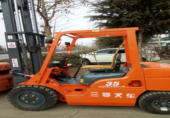 武昌智能叉车维修电话（武汉手动叉车维修上门）