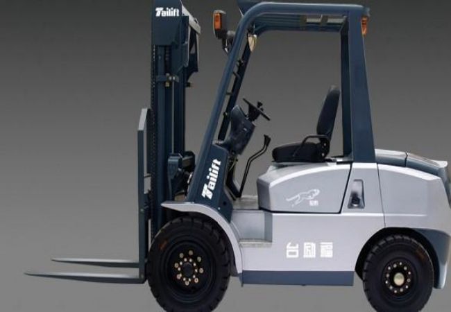 叉车为什么油门踏板低（叉车升降慢必须加大油门是什么原因）