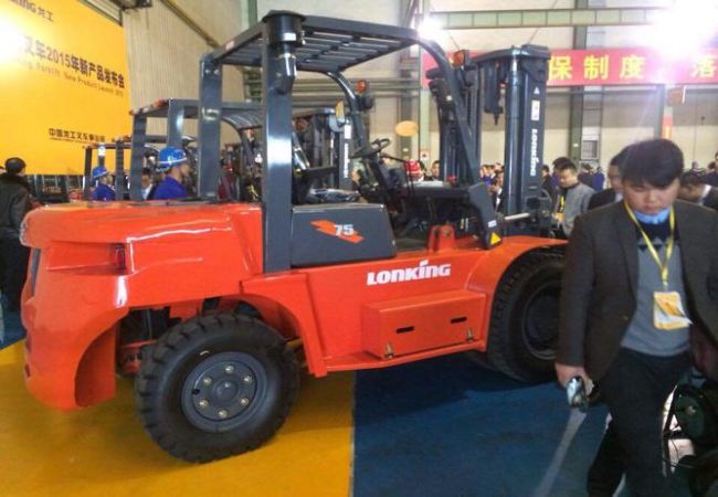 南电动二手叉车(58同城二手叉车转让电动叉车)