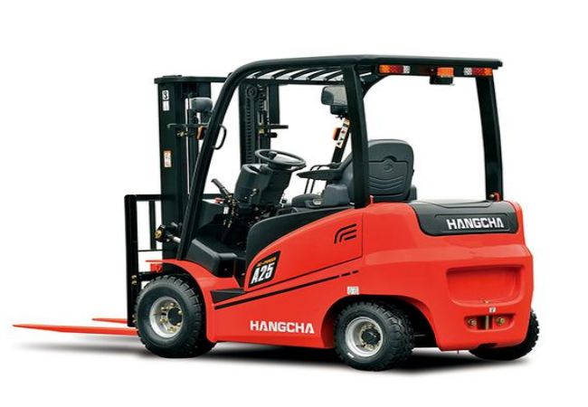 南全新越野叉车价钱(一体的越野叉车各公司价格)