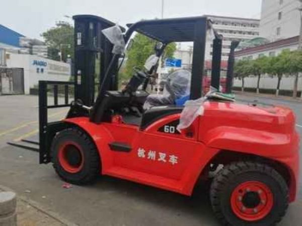 荆柴油叉车厂商销售部(荆州合力叉车销售地址)