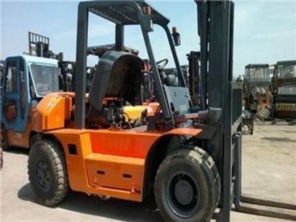 黄岩电瓶电动叉车(黄岩叉车出租)