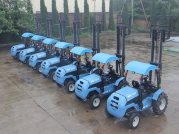 甘肃电动叉车供应厂家（甘肃电动叉车供应厂家有几家）