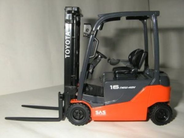 临安电动式液压叉车（临安叉车司机招聘信息）