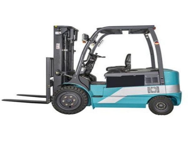 兴国叉车上牌价格（兴国县叉车出租）