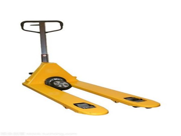 厦门叉车属具厂招聘（厦门叉车属具的厂家有哪些）