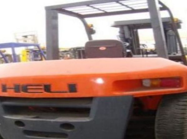 叉车摄像系统图片（叉车前视影像装置）