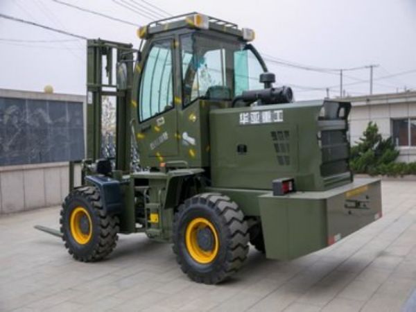 防城港市哪里有学叉车（防城港叉车培训学校地址）